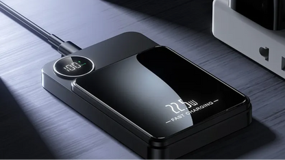 MagSnap Wireless Power Bank